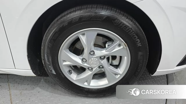 Hyundai Avante (CN7) id 4250608 из Кореи 13