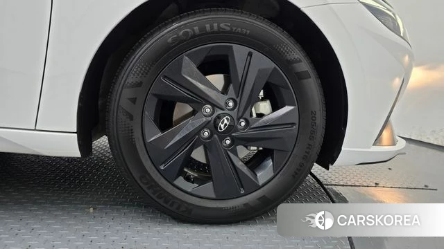 Hyundai Avante Hybrid (CN7) id 4618442 из Кореи 13
