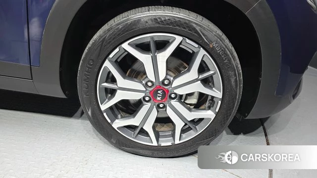 Kia Seltos id 4543082 из Кореи 13