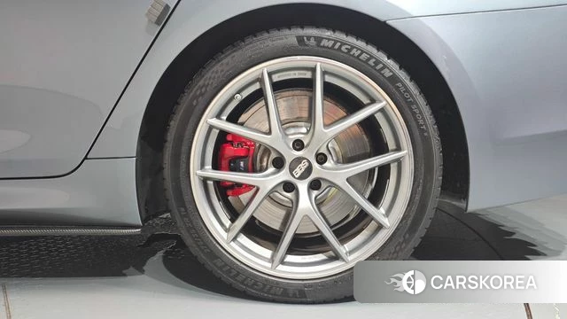 BMW 5 Series (G30) id 4900722 из Кореи 13