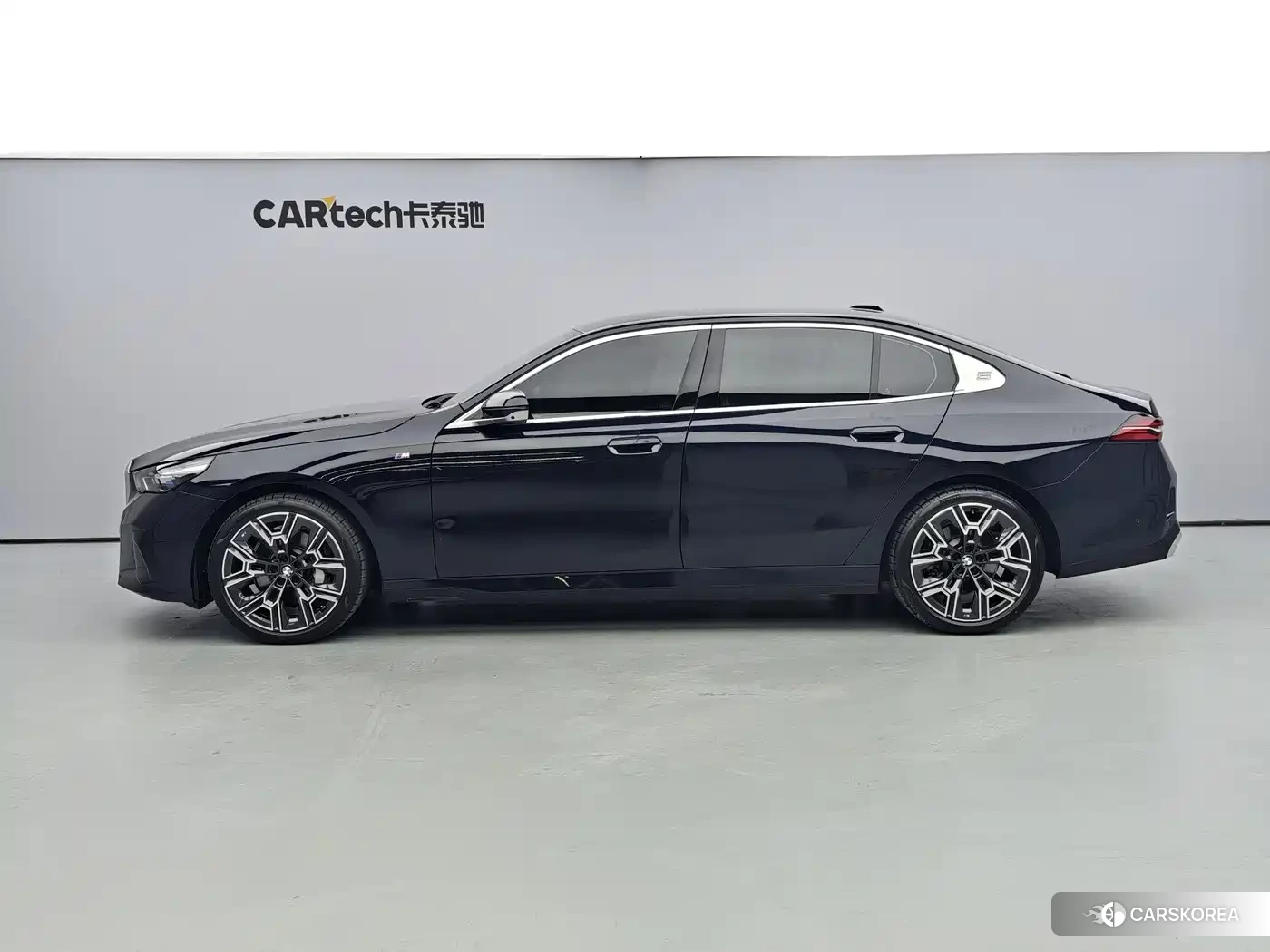 BMW 5 series id 4553946 из Китая 13