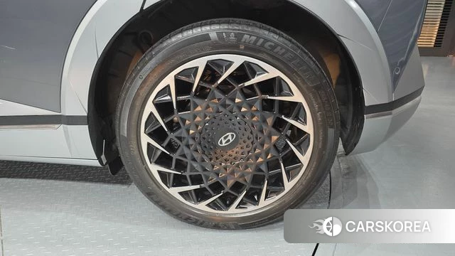Hyundai Ionic 5 id 4608353 из Кореи 13