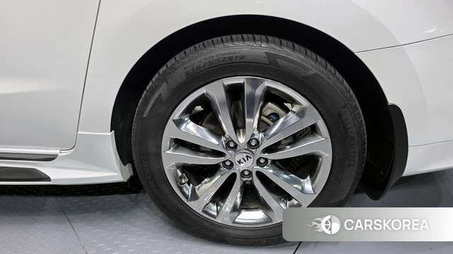 Kia All New Carnival id 4295170 из Кореи 13