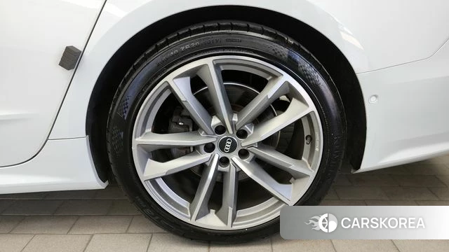 Audi A7 (4K) id 4331172 из Кореи 13
