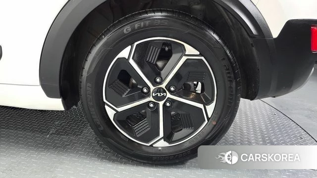 Kia Di Ol Nu Niro id 4707121 из Кореи 13