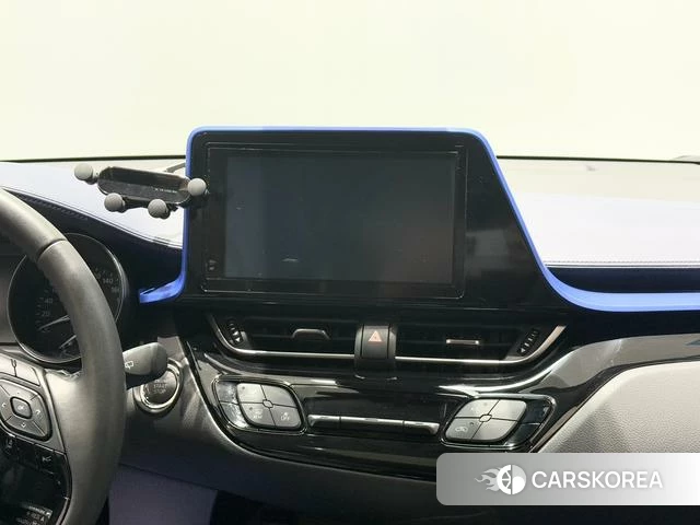 Toyota C-HR id 4262294 из Китая 13