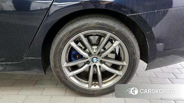 BMW 5 Series (G30) id 4345756 из Кореи 13
