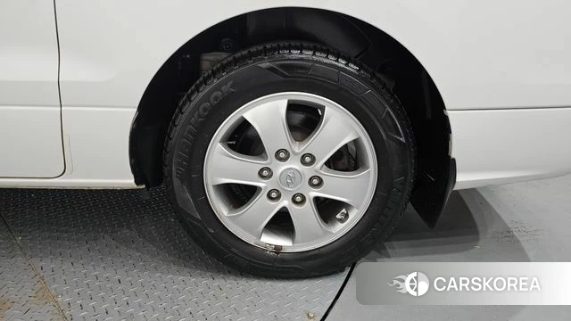 Hyundai The New Grand Starex id 4285532 из Кореи 13