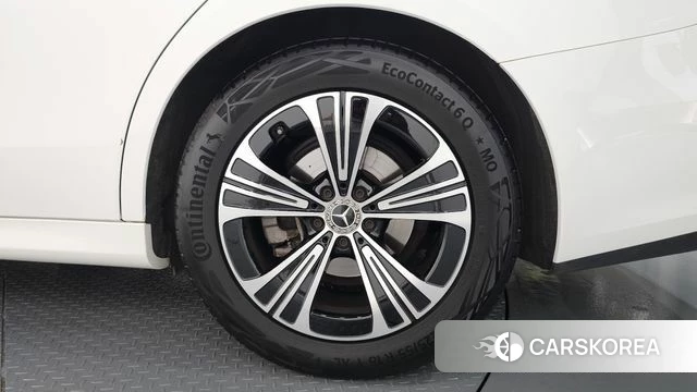 Mercedes-Benz E-Class W214 id 4516308 из Кореи 13