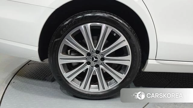 Mercedes-Benz E-Class W213 id 4725438 из Кореи 13