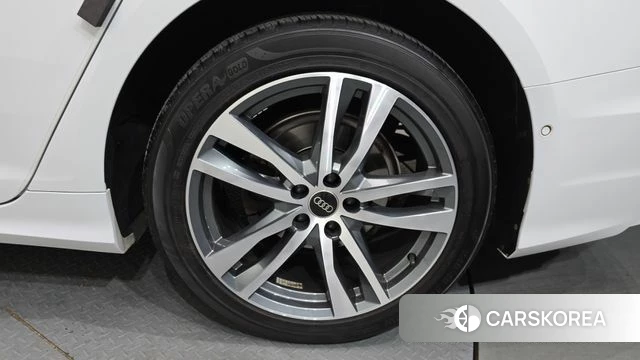 Audi A6 (C8) id 4309568 из Кореи 13