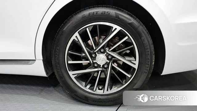 Hyundai The New Grandeur IG id 4309153 из Кореи 13