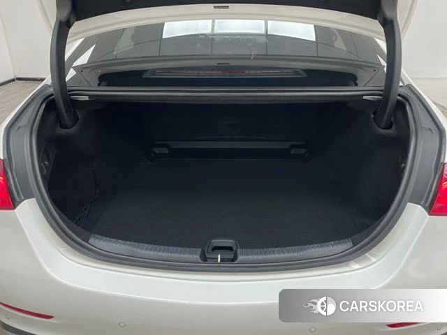 Mercedes-Benz Class C id 4277861 из Китая 13