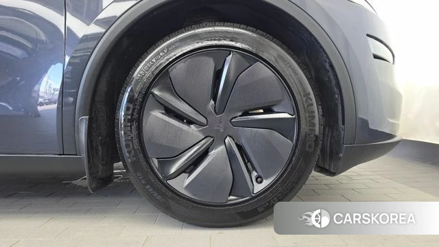 Tesla Model Y id 4778051 из Кореи 13