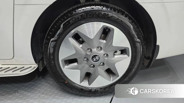 Hyundai Staria id 4349296 из Кореи 13