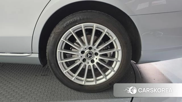 Mercedes-Benz E-Class W213 id 4231990 из Кореи 13