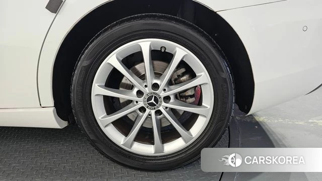 Mercedes-Benz A-Class W177 id 4429679 из Кореи 13