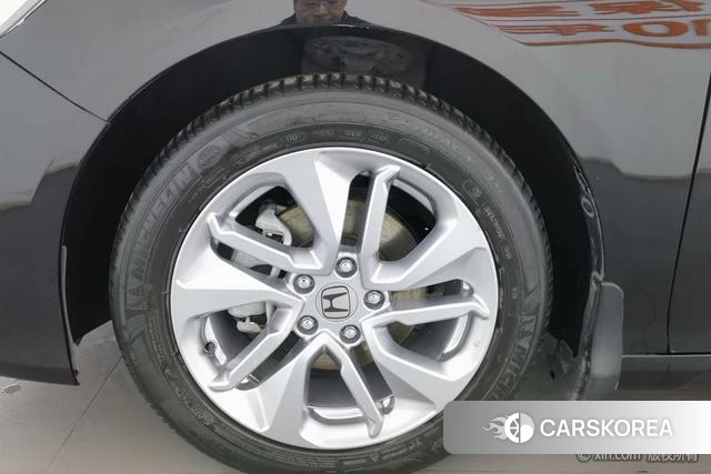 Honda Accord id 4276187 из Китая 13
