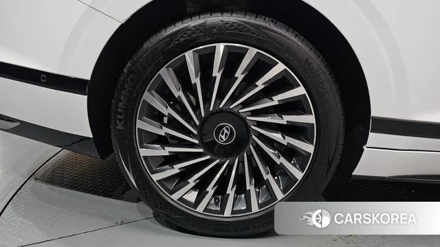 Hyundai Grandeur (GN7) id 4540577 из Кореи 13