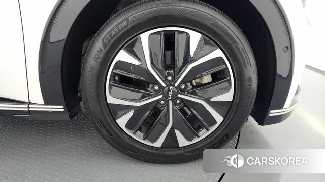 Kia EV6 id 4370150 из Кореи 13