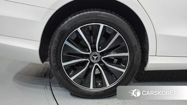 Mercedes-Benz C-Class W205 id 4188090 из Кореи 13