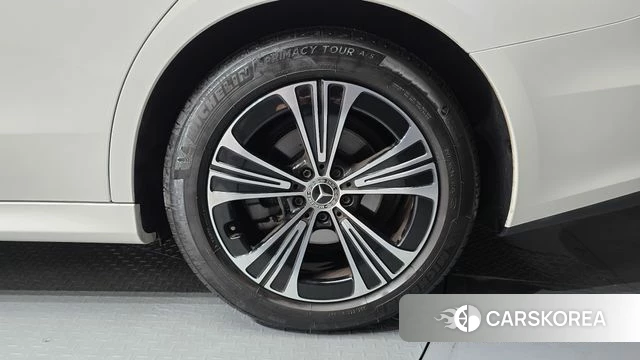 Mercedes-Benz E-Class W214 id 4767314 из Кореи 13