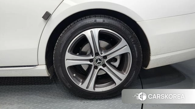 Mercedes-Benz E-Class W213 id 4563202 из Кореи 13