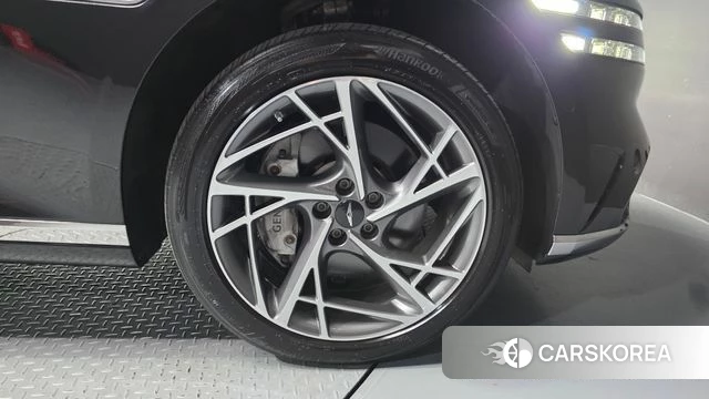 Genesis G90 (RS4) id 4702094 из Кореи 13