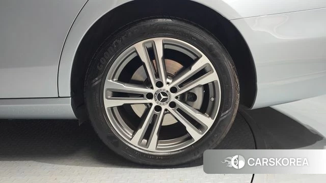 Mercedes-Benz E-Class W213 id 4881269 из Кореи 13