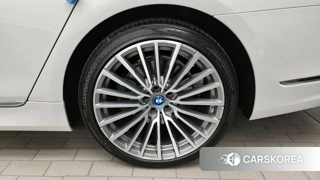 BMW 7 Series (G11) id 4389137 из Кореи 13