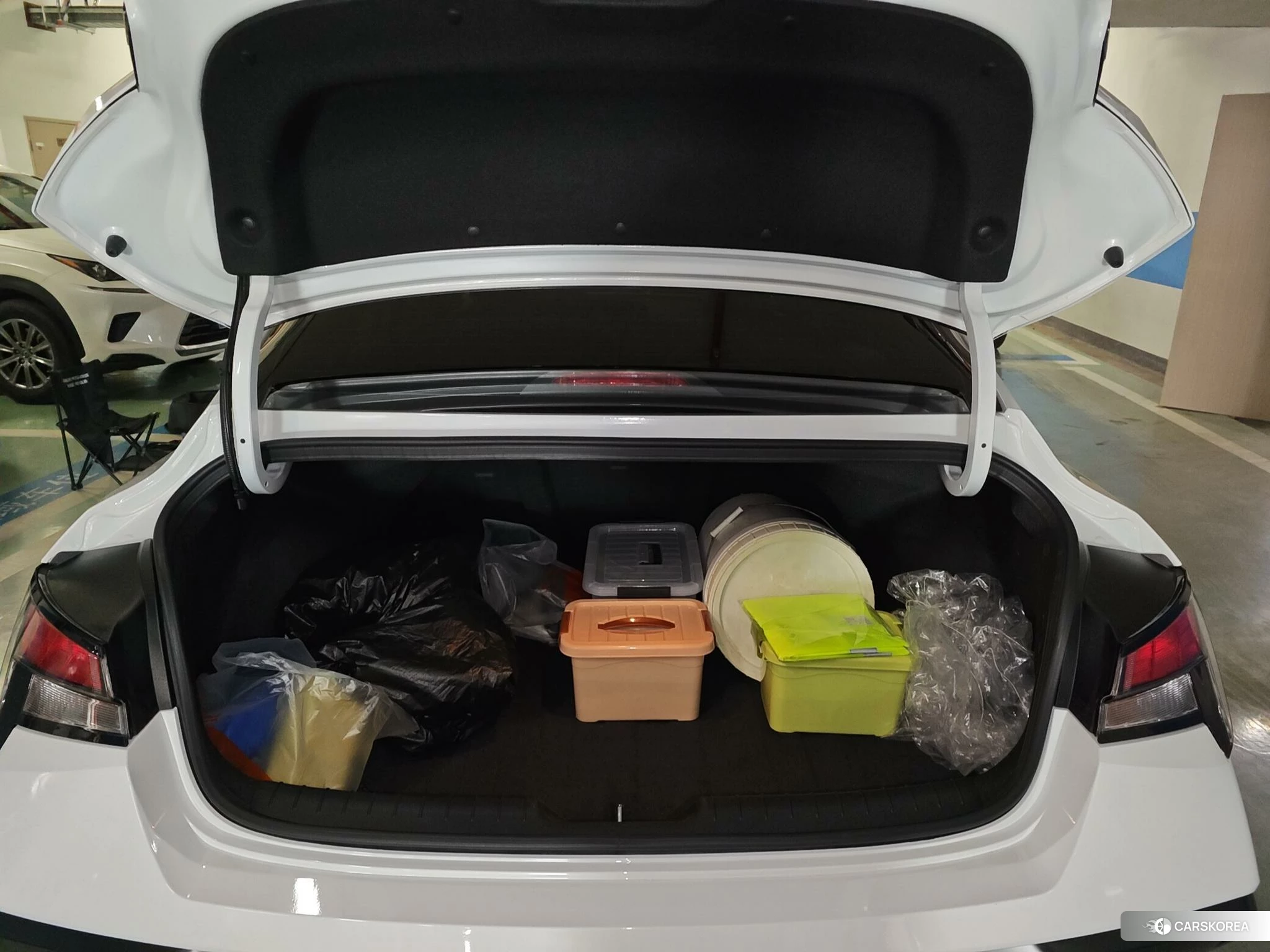 Hyundai Elantra id 4453949 из Китая 13
