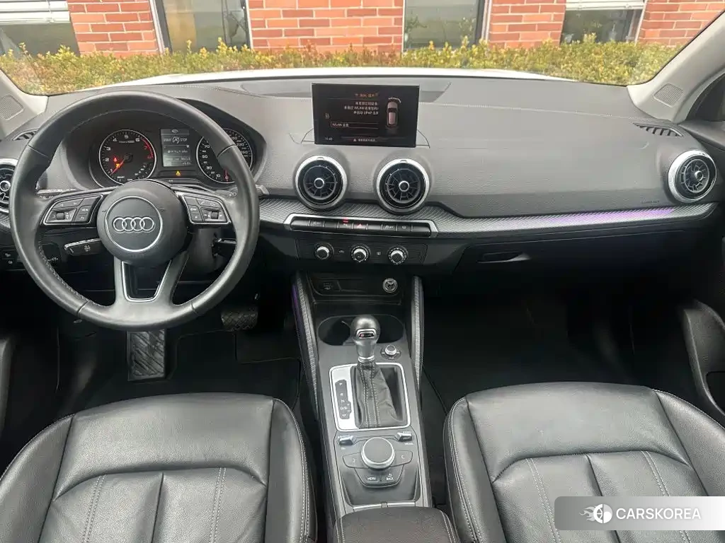 Audi Q2L id 4599723 из Китая 13