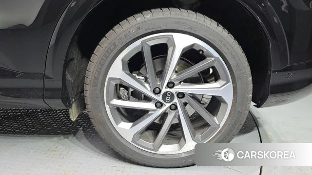 Audi Q5 (80A) id 4307921 из Кореи 13