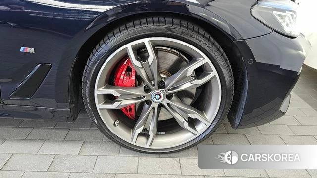 BMW 5 Series (G30) id 4778870 из Кореи 13