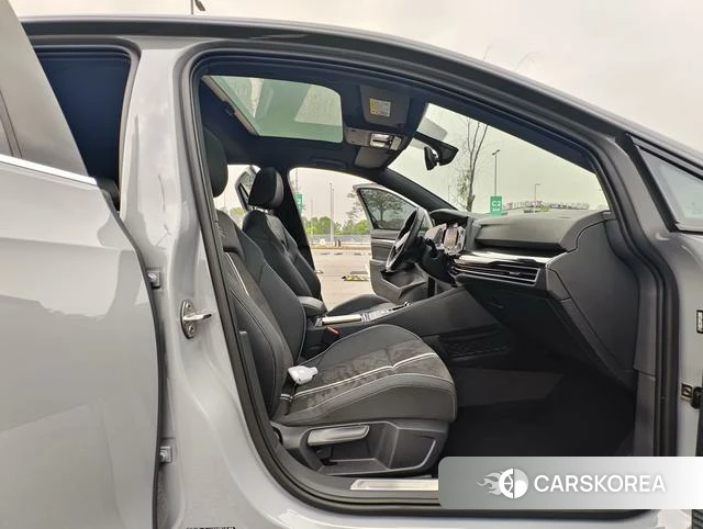 Volkswagen Golf id 4313469 из Китая 13