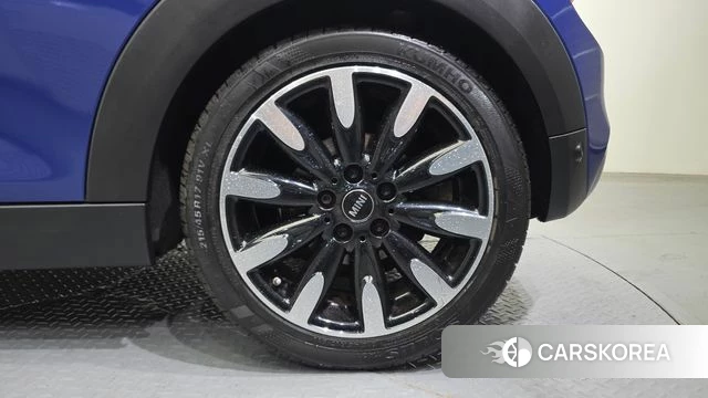 Mini Cooper S Convertible id 4339673 из Кореи 13