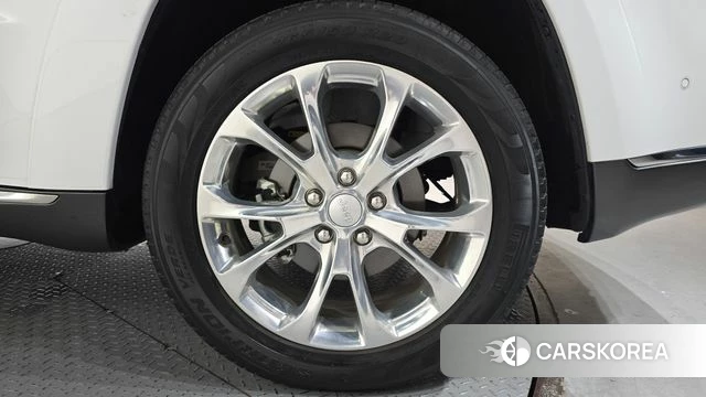 Jeep Grand Cherokee id 4525027 из Кореи 13