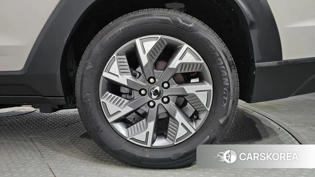 Ssangyong Torres EVX id 4893038 из Кореи 13