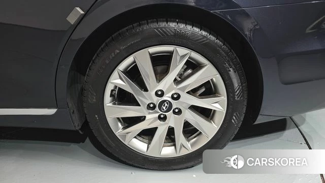 Hyundai The New Grandeur IG Hybrid id 4324928 из Кореи 13