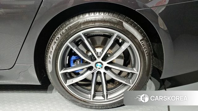 BMW 5 Series (G30) id 4292902 из Кореи 13