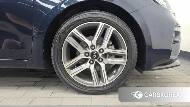 Kia Come New K3 id 4632414 из Кореи 13