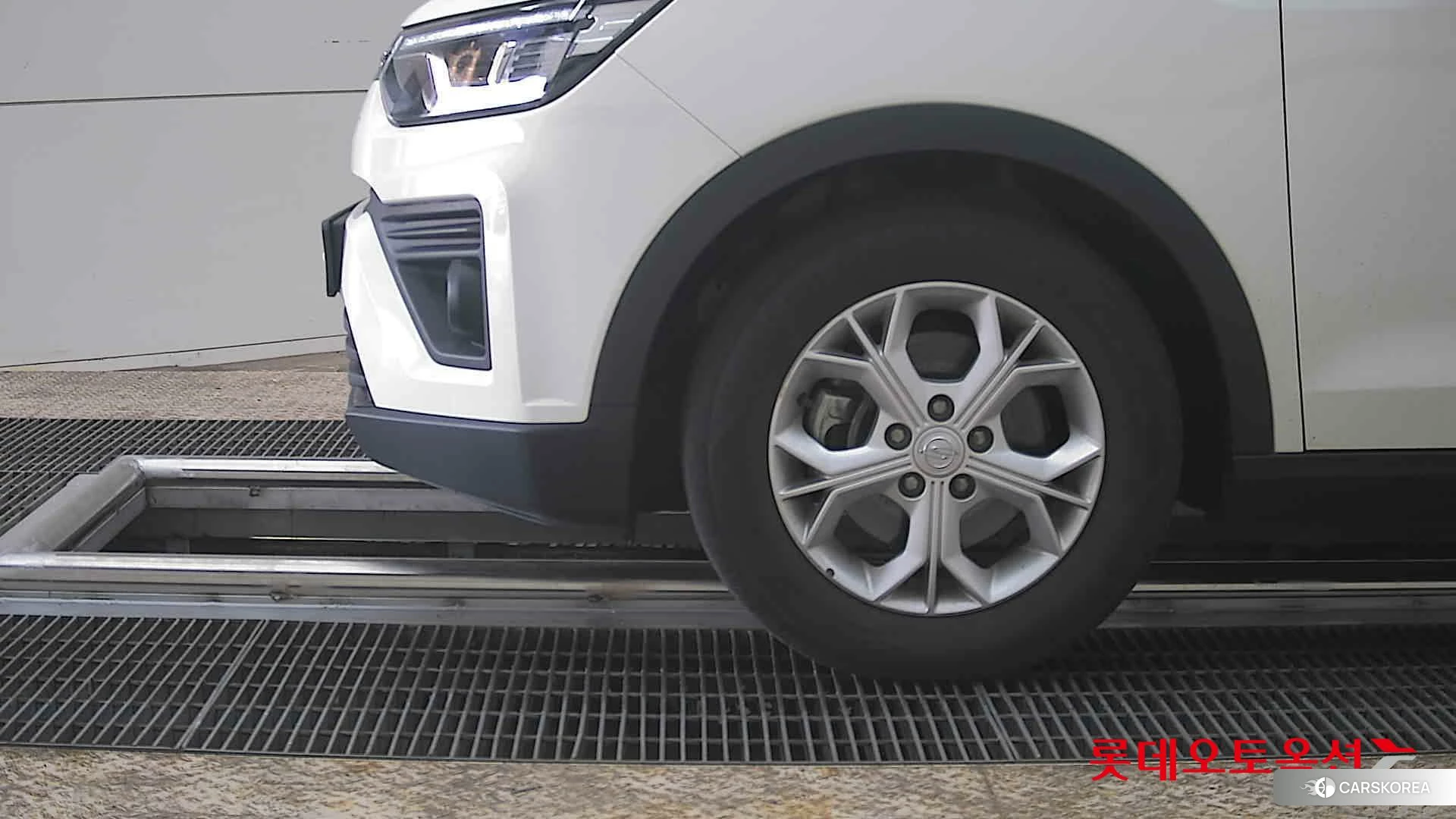 SsangYong Tivoli id 3875666 из Кореи 12