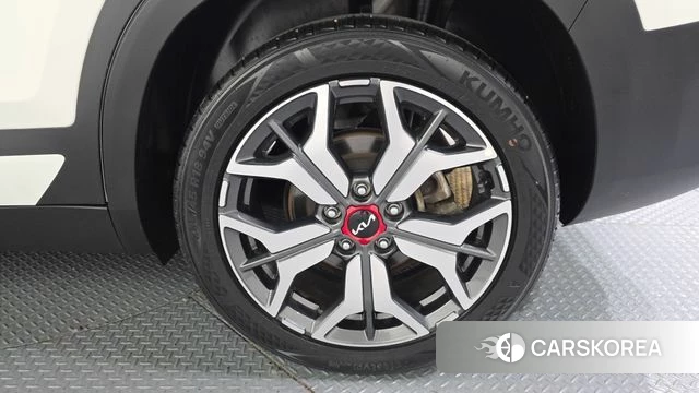 Kia Seltos id 4389135 из Кореи 13