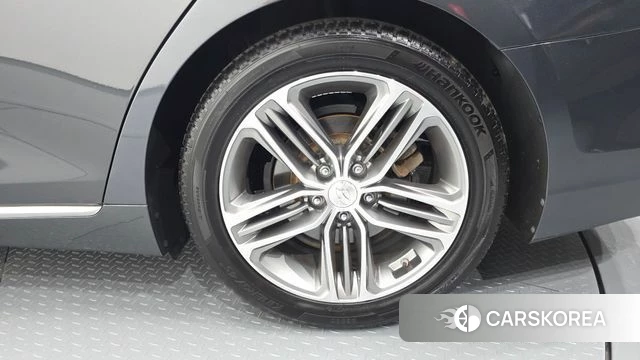 Hyundai Grandeur IG id 4378213 из Кореи 13
