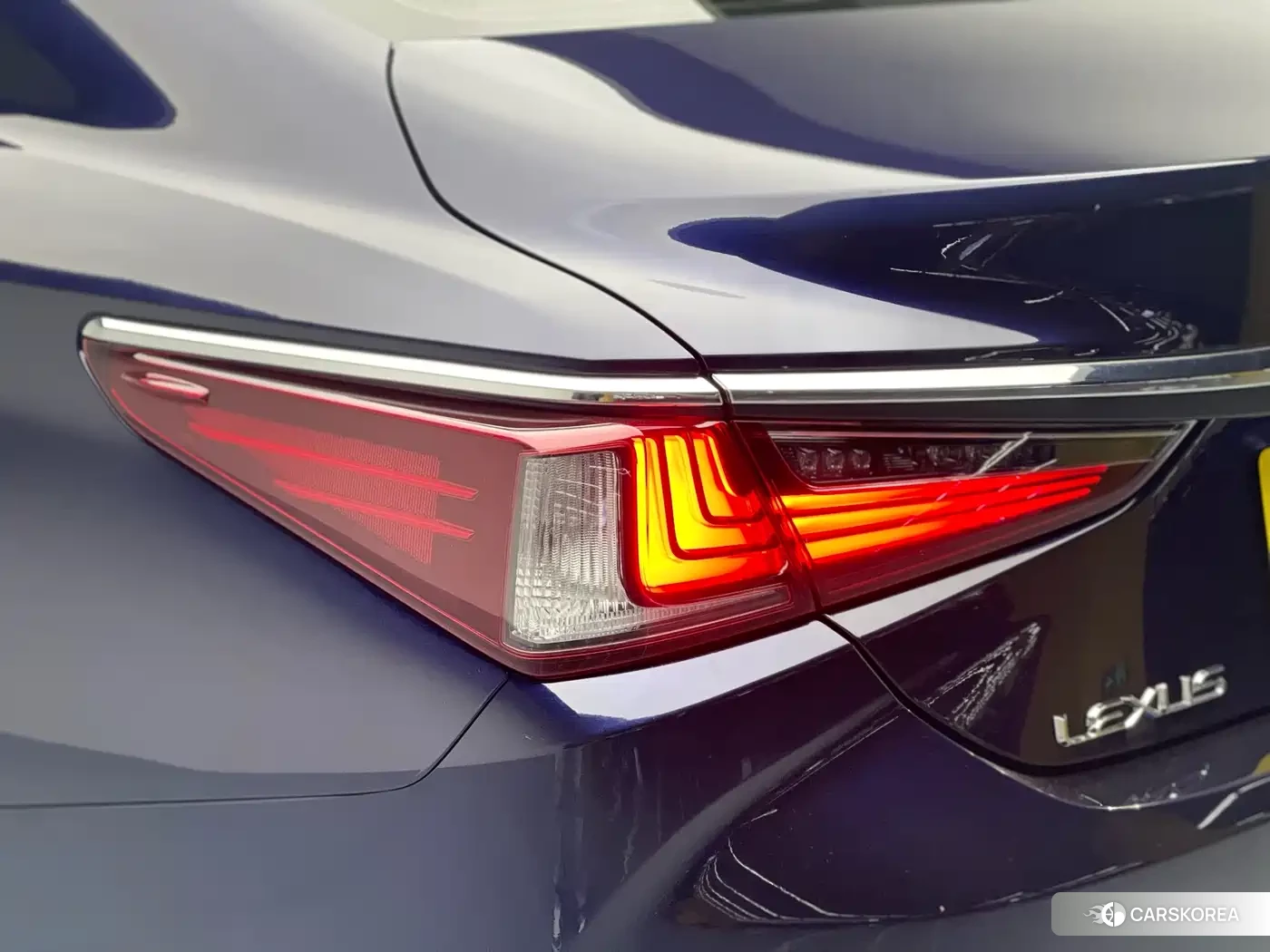 Lexus ES id 4499194 из Китая 13