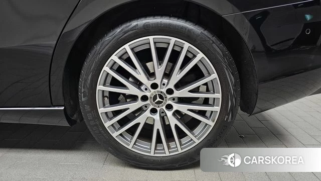 Mercedes-Benz A-Class W177 id 4284192 из Кореи 13