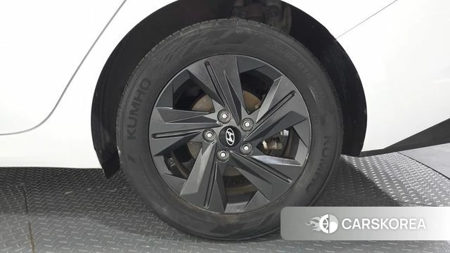 Hyundai Avante Hybrid (CN7) id 4917418 из Кореи 13