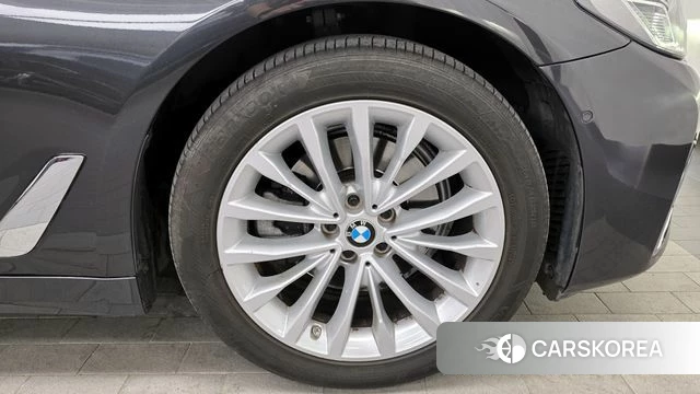 BMW 5 Series (G30) id 4250215 из Кореи 13