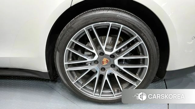 Porsche Panamera (976) id 4387908 из Кореи 13