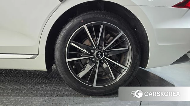 Hyundai The New Grandeur IG id 4764569 из Кореи 13